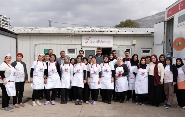 Sinangil, Ramazan ayının manevi atmosferini Hatay&rsquo;a taşıyarak G&ouml;n&uuml;l Mutfağı ile