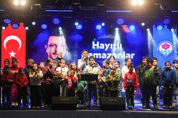 Trabzon B&uuml;y&uuml;kşehir Belediyesi'nin Ramazan etkinlikleri kapsamında Ortahisar il&ccedil;esinde Hanife Hatun