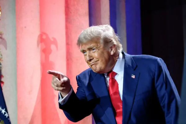 Amerika Birleşik Devletleri Başkanı Donald Trump, İran'a y&ouml;nelik devam eden