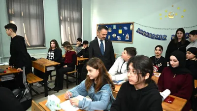 İl genelindeki eğitim kurumlarına yönelik ziyaret ve denetimlerini sürdüren, Vali
